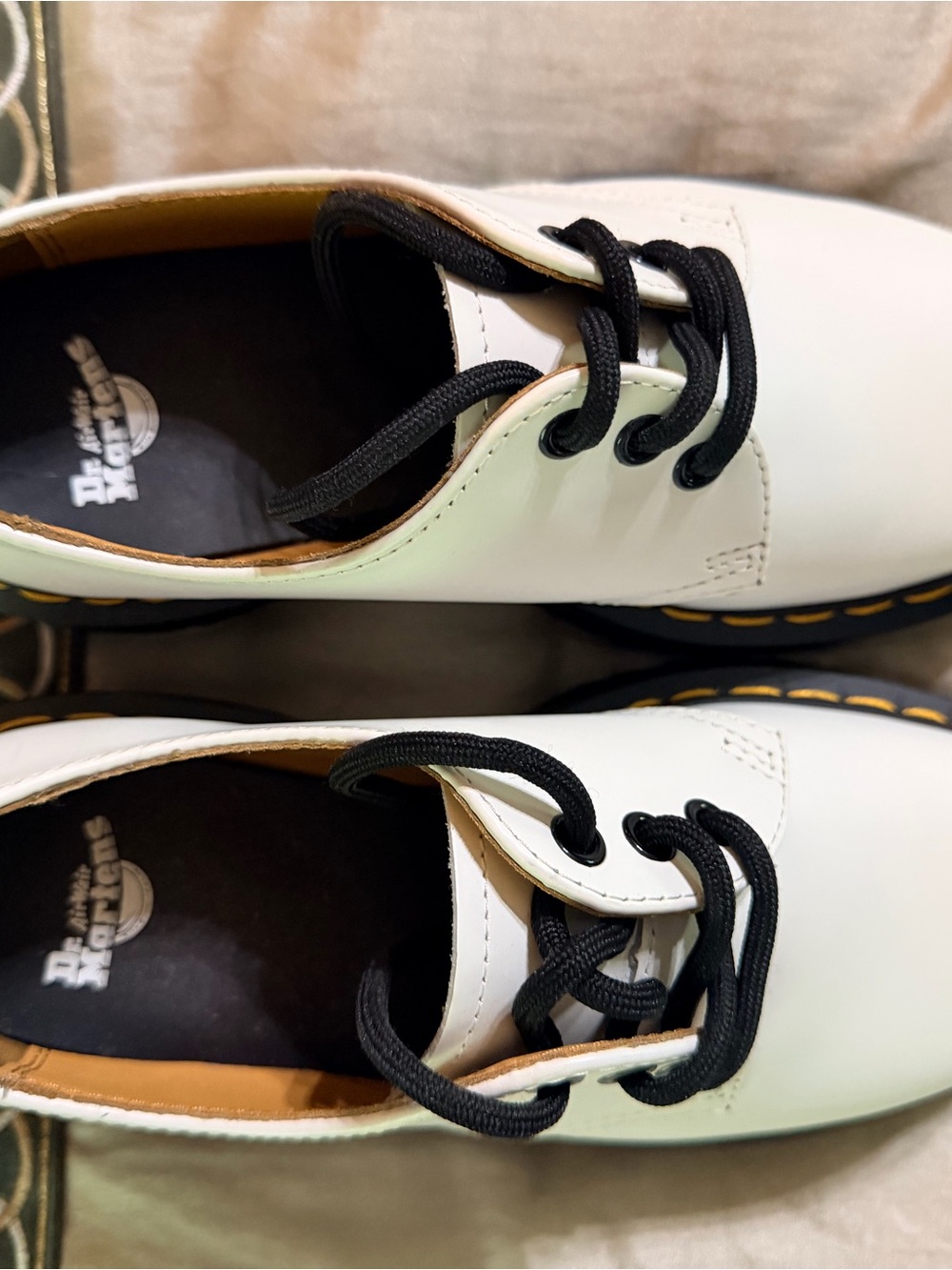 Dr. Martens 1461 Quad White Leather Shoes with Black Laces - Picture 2 of 5